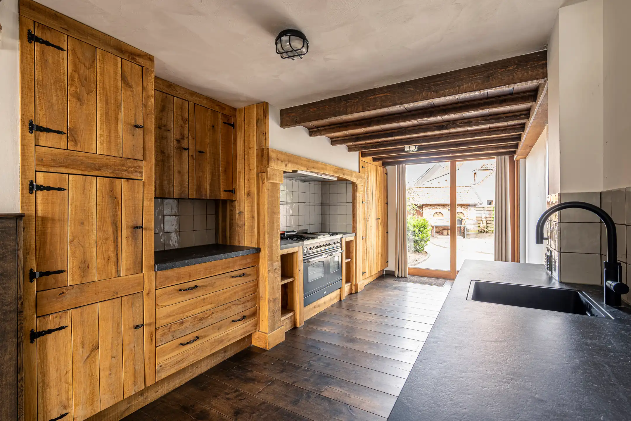 Ruime karakterwoning met 4 slpk, 2 badk en EPC label A foto 8
