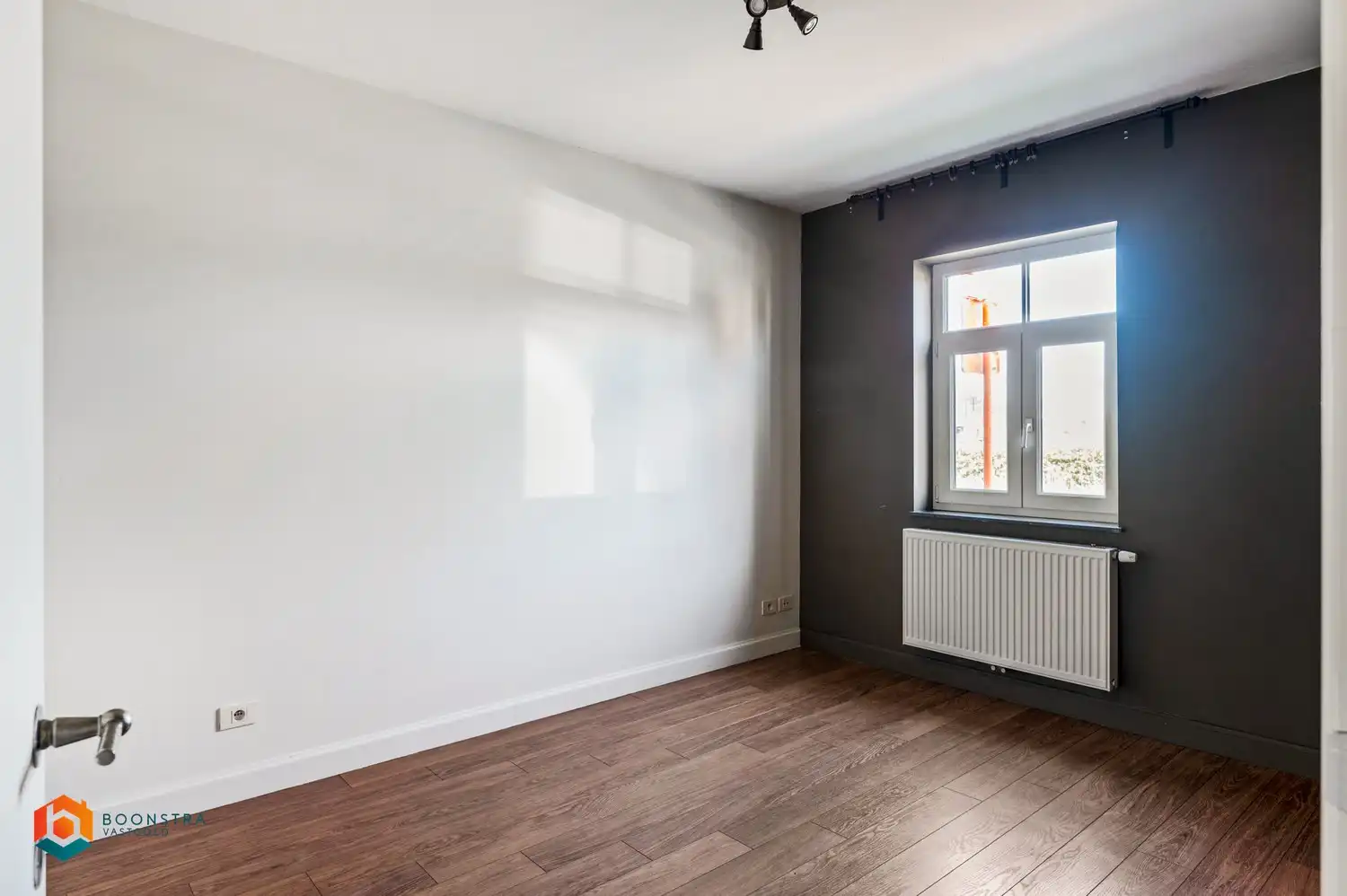 Gelijkvloers app. met terras en garagebox foto 10