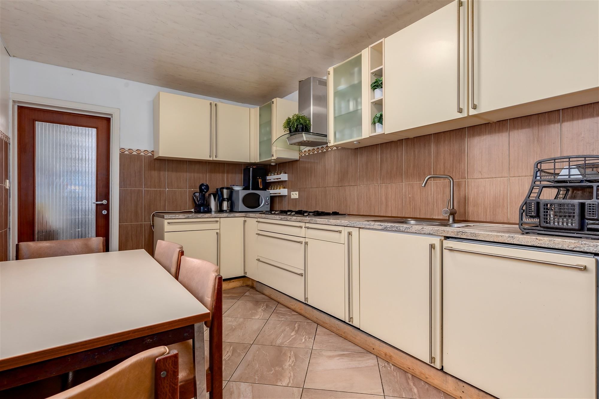 Ruime woning met 4/5 slpk en magazijn  foto 18