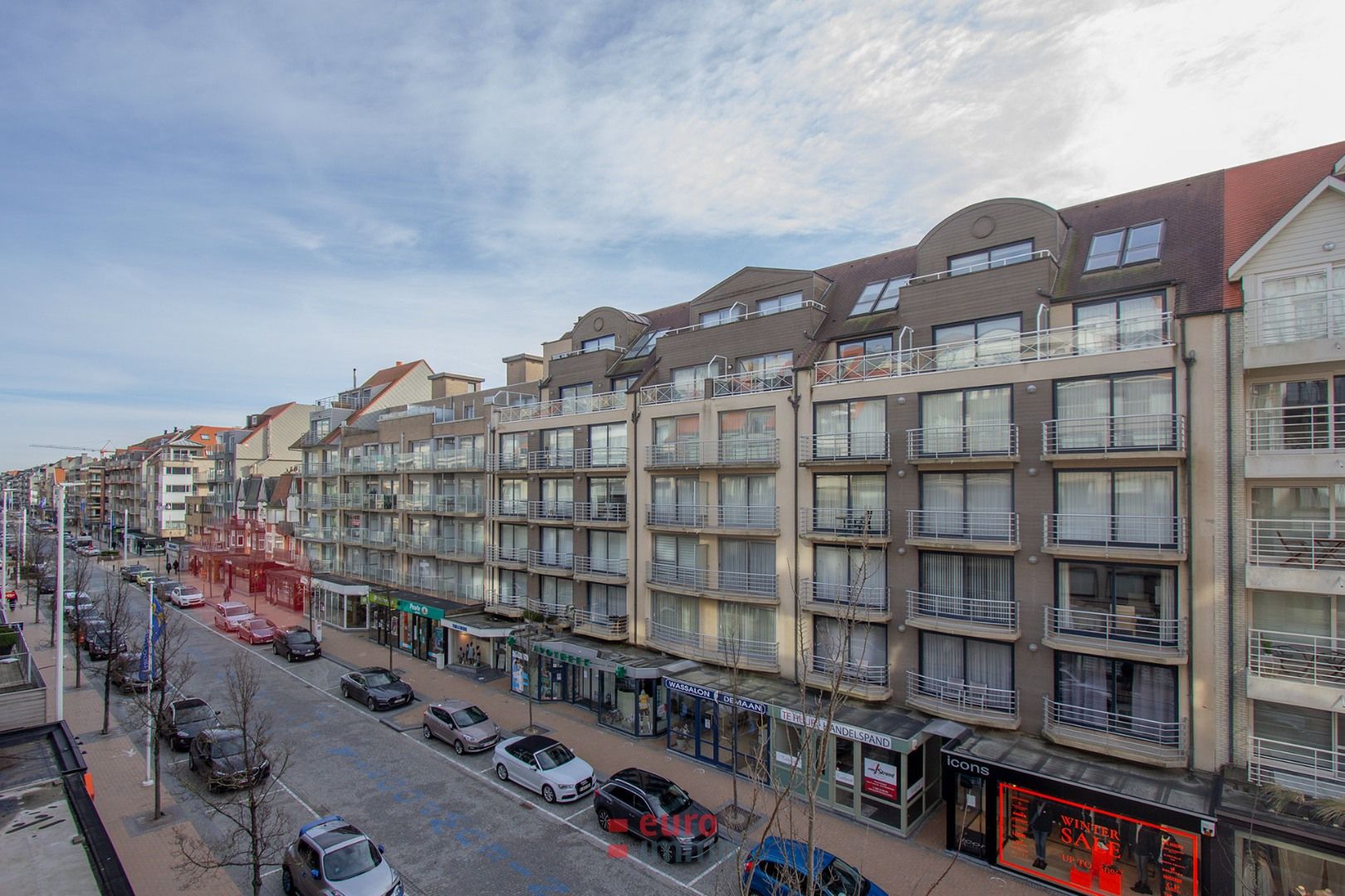 Zuidgericht appartement met 2 slaapkamers in onze bruisende winkel/wandelstraat! foto 3
