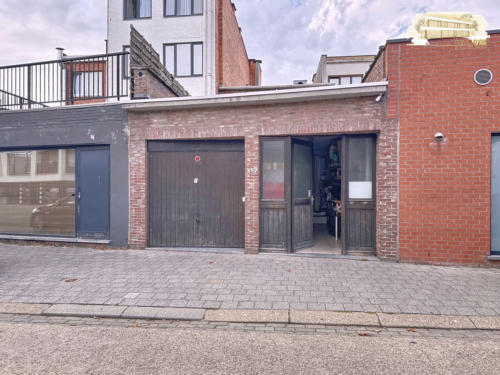 Centraal gelegen handelspand met garage in hartje Brasschaat foto 7