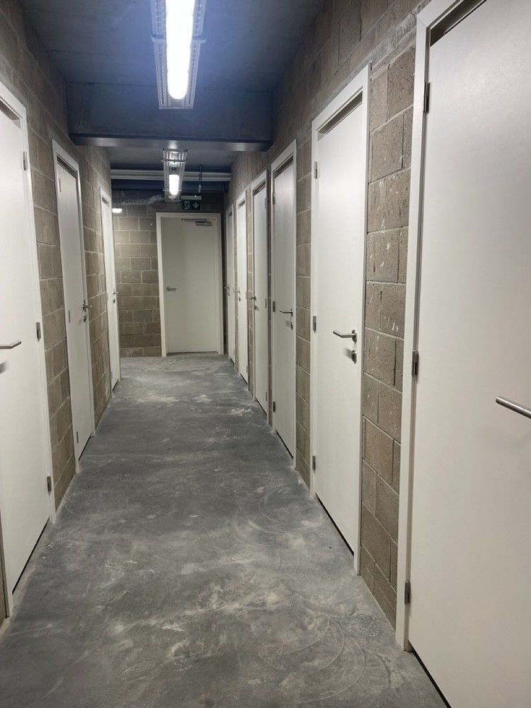 Nieuwbouw appartement met twee slaapkamers, terras, berging en staanplaats foto 36