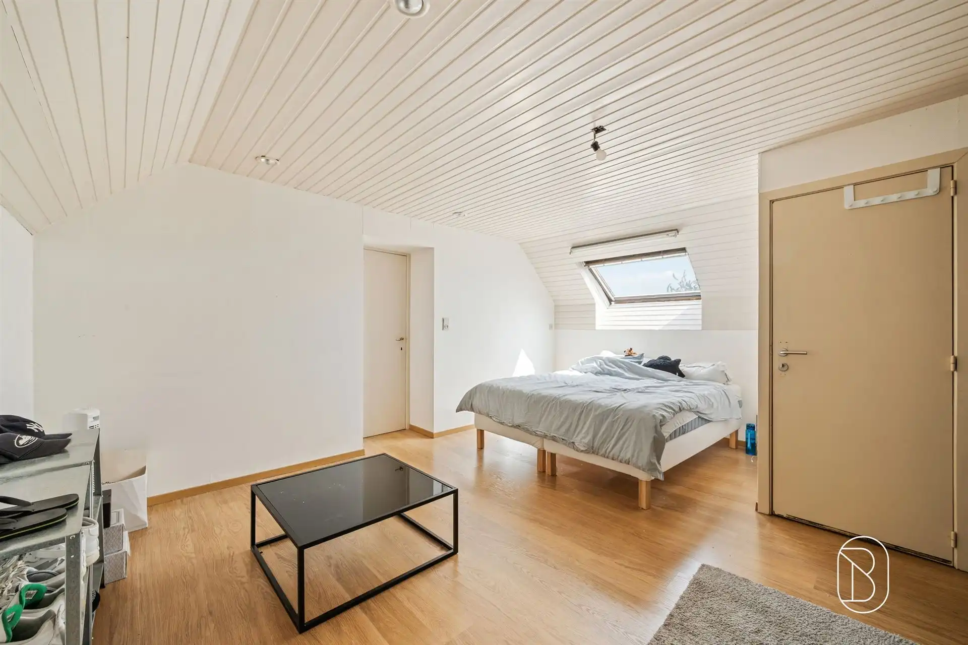 Ruime veelzijdige woning met 5 SLK en polyvalente ruimte foto 15