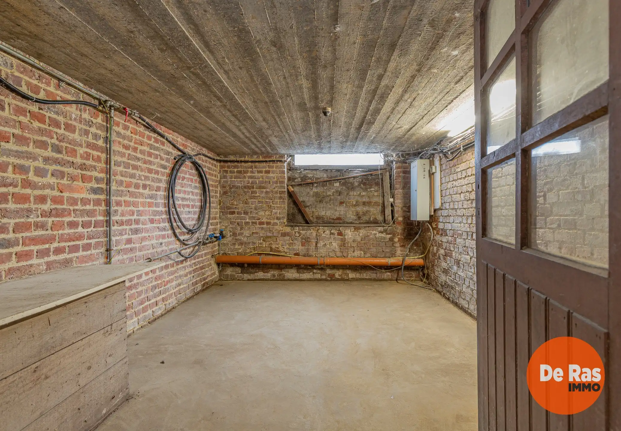 LEDE - Te renoveren woning met 4 slaapkamers nabij centrum foto 17