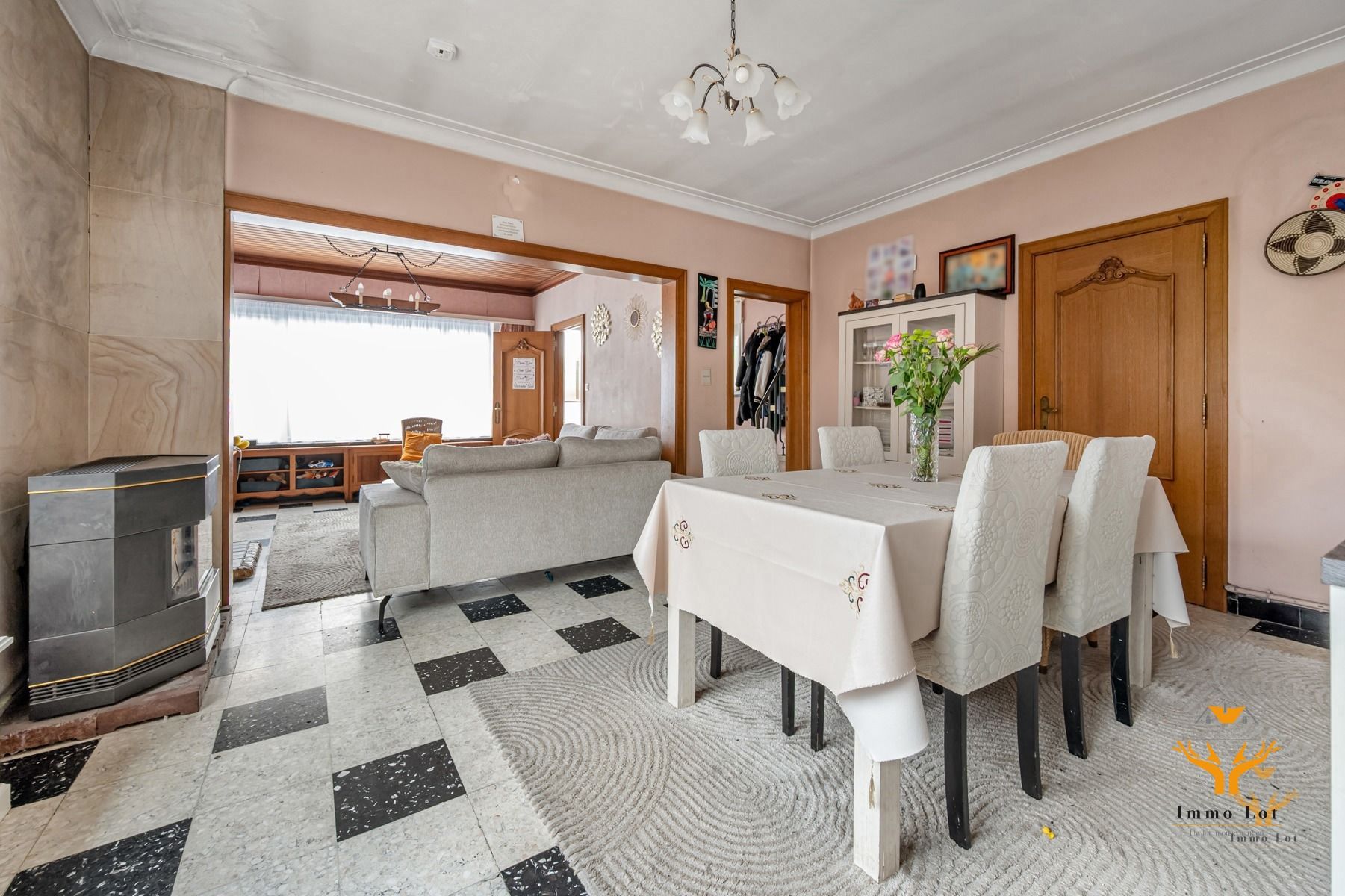 Ruime vrijstaande woning met 5 slaapkamers foto 6