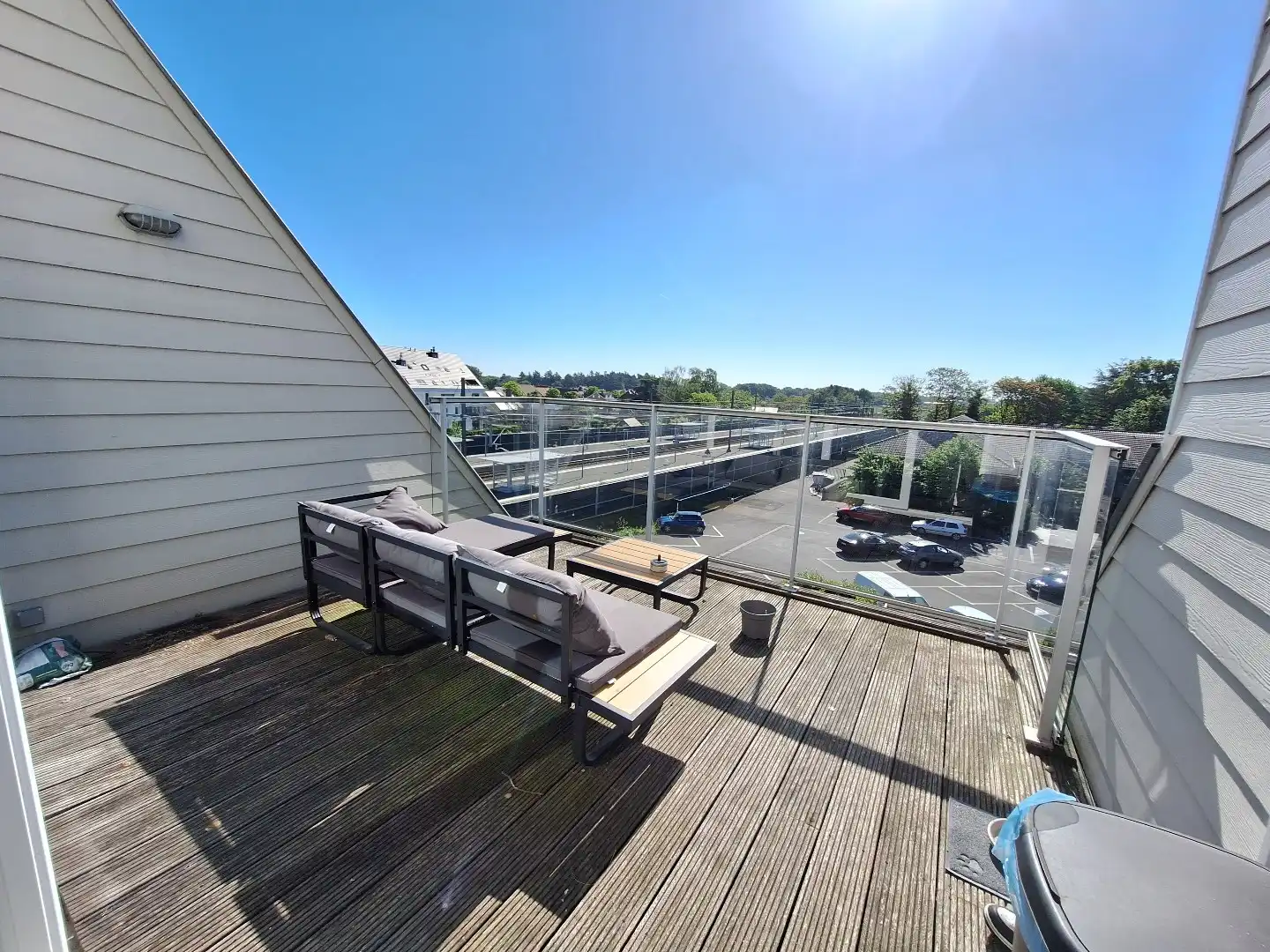 Duplex appartement met  2 SLK, dubbele garage en autostaanplaats foto 4