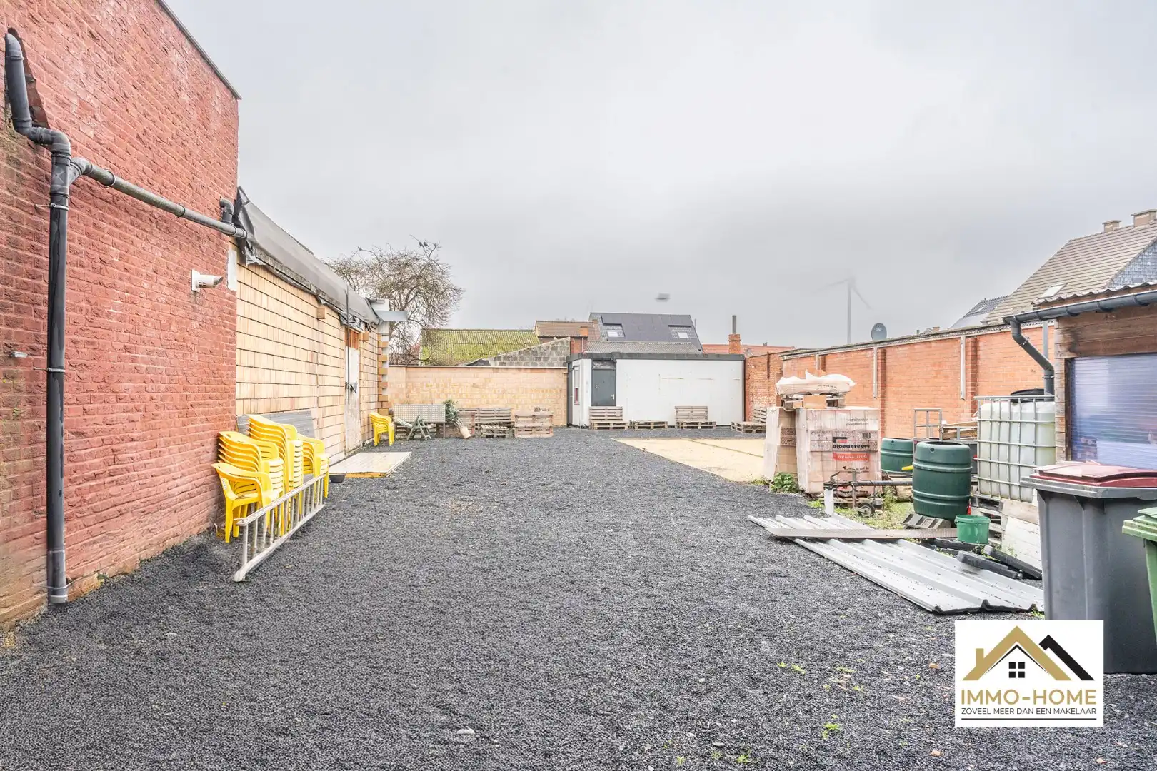 Riant handelspand op goede strategische plaats  foto 28