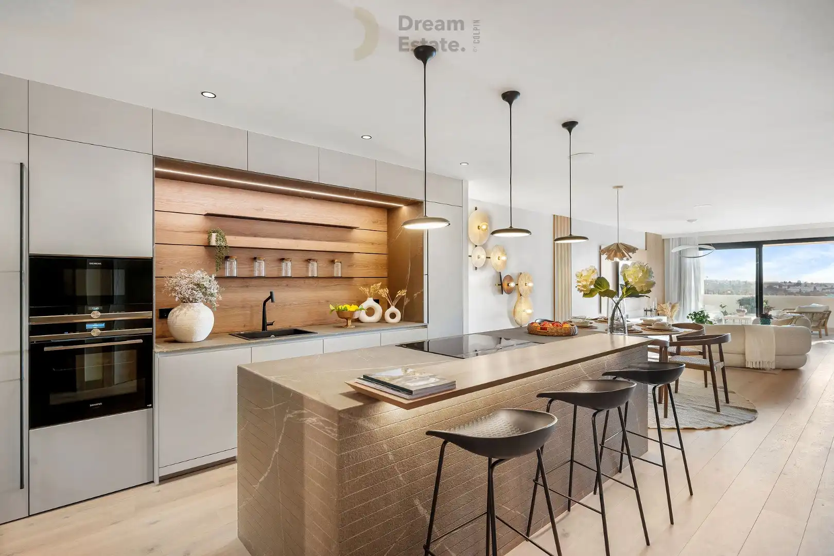 Eigentijds 3-kamertype te Nueva Andalucia, La Cerquila, Marbella. foto {{pictureIndex}}