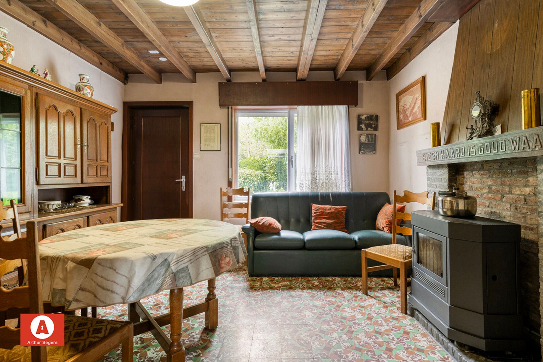 Uniek gelegen hoeve met bijgebouwen en weiland op 1,49 ha foto 7