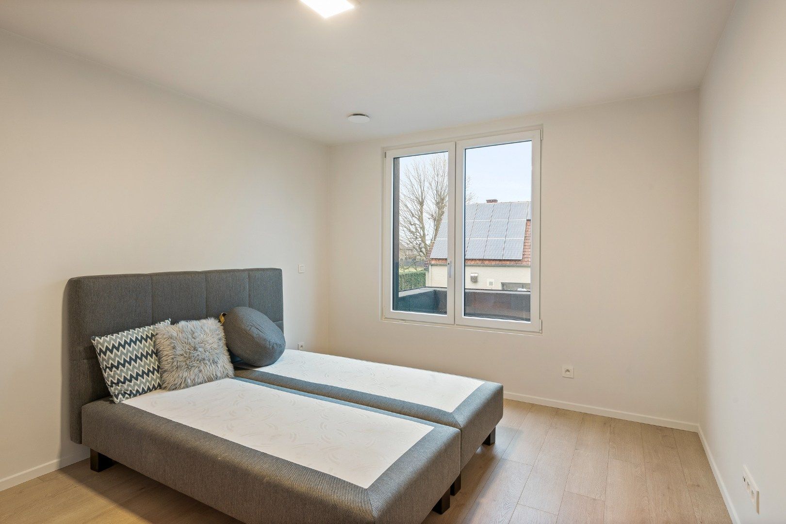 Nieuwbouwwoning met 3 slaapkamers en grote zolder, garage en tuin in Ooigem foto 11