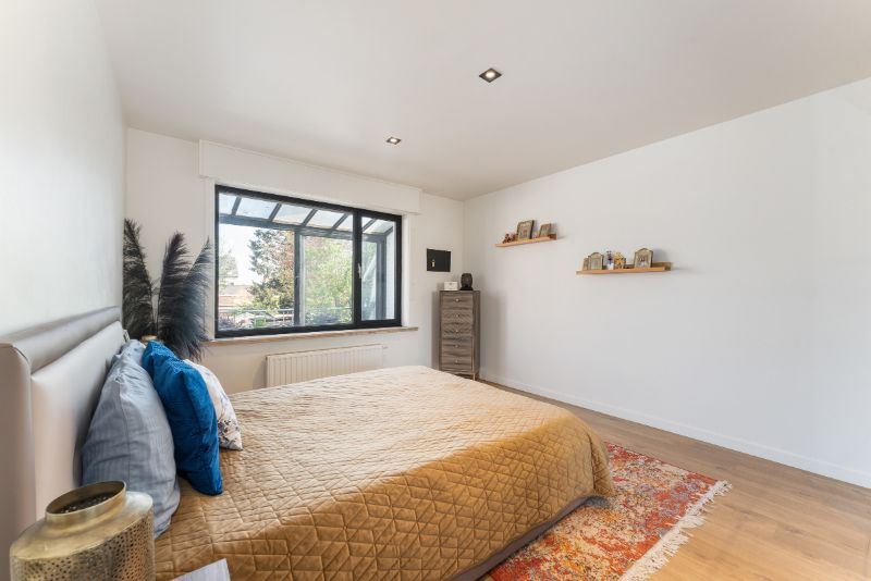 Lichtrijk appartement met terras – Instapklaar & centraal gelegen foto 8