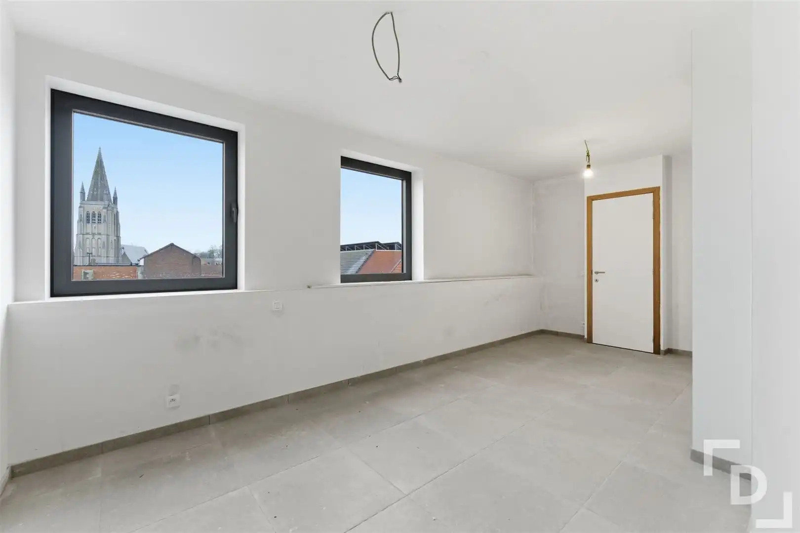 Instapklare nieuwbouwappartement te koop op toplocatie in centrum Ieper. foto 54