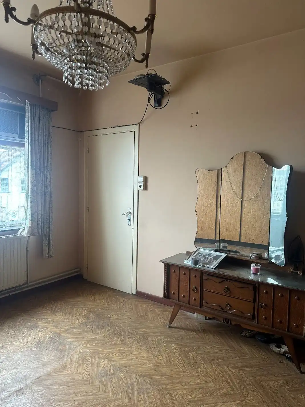 Commercieel uitstekend gelegen investeringspand bestaande uit bakkerij + duplex foto 12