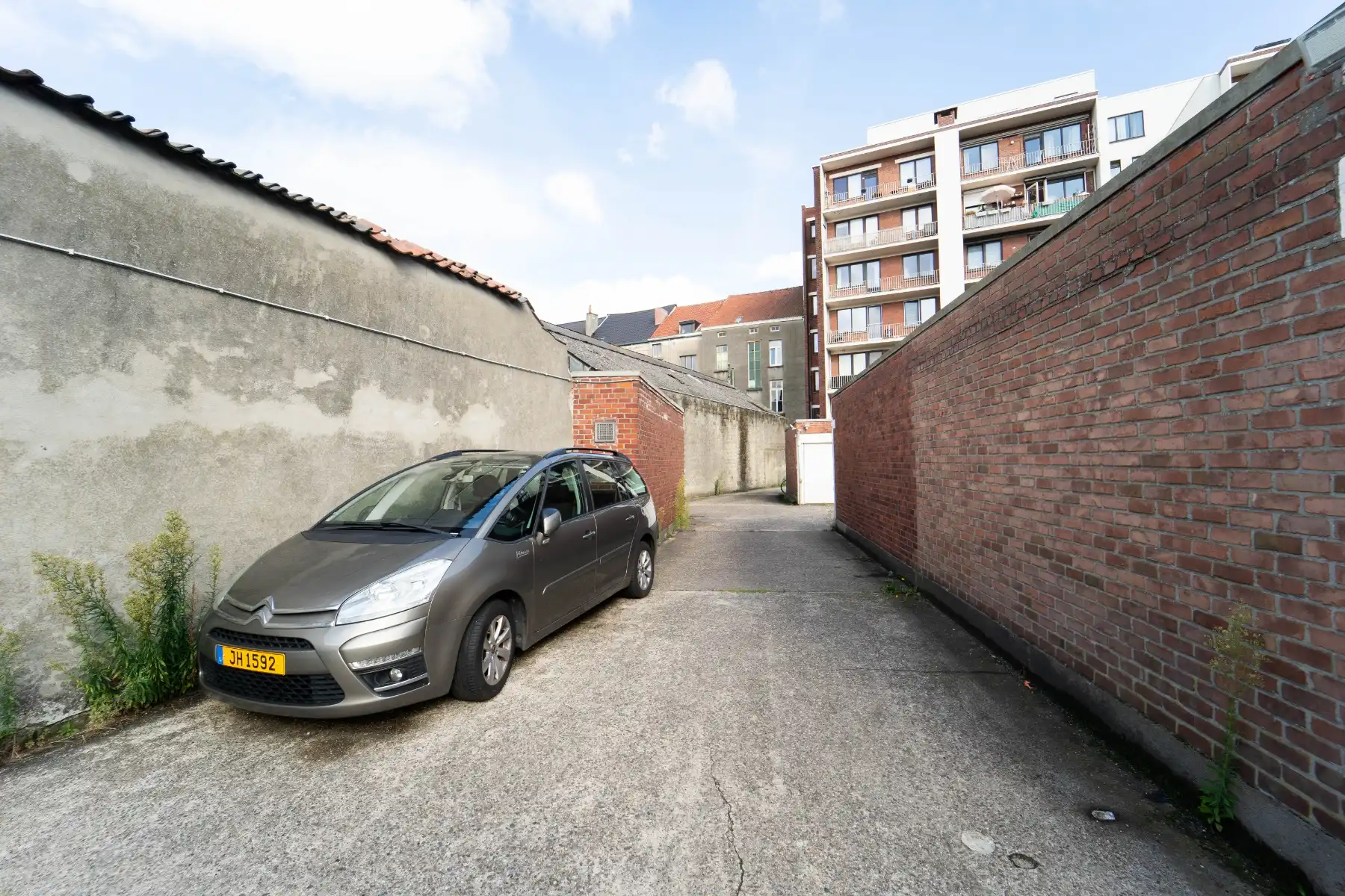 Afgesloten garagebox foto 3
