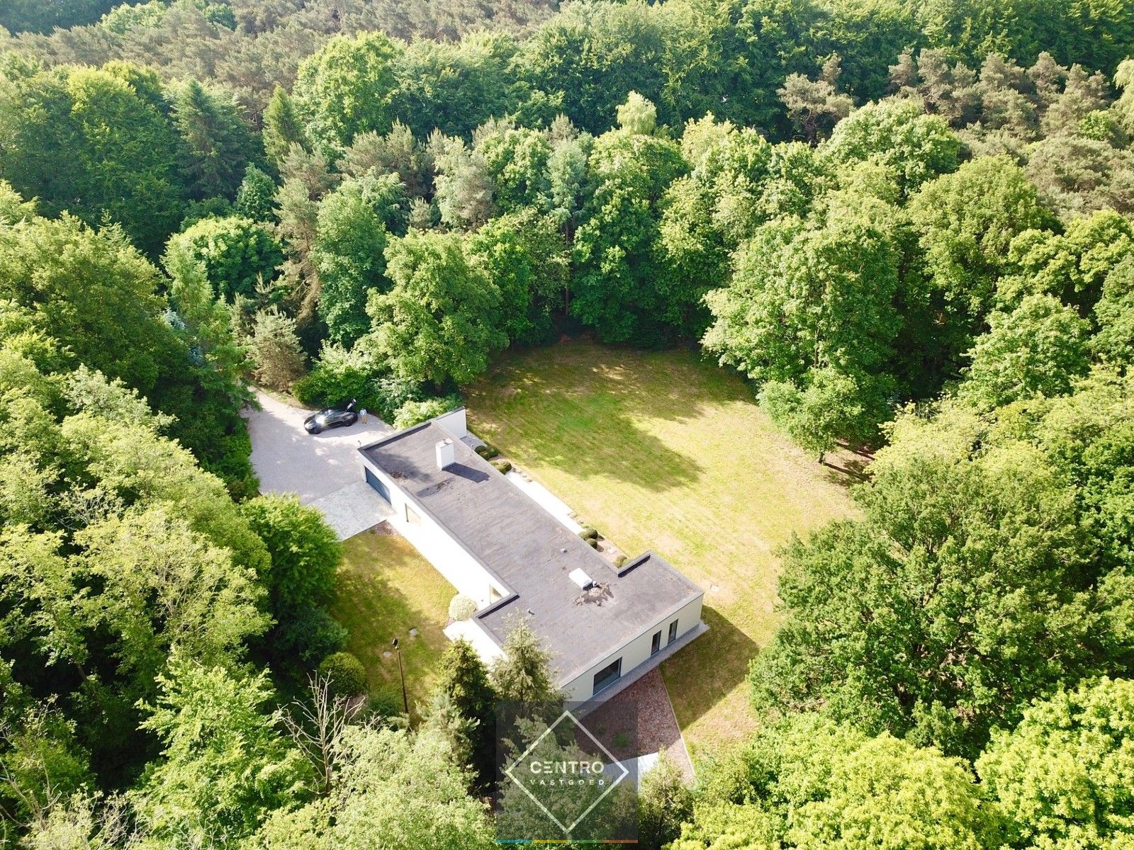 Exclusieve VILLA op 6.773 m² te koop in Hertsberge, een oase van rust aan het Bulskampveld! foto 8