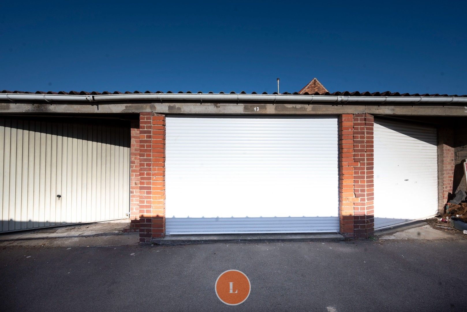 Woonhuis gedeeltelijk ingericht als kapperszaak en gemakkelijk te veranderen in trendy woning foto 11