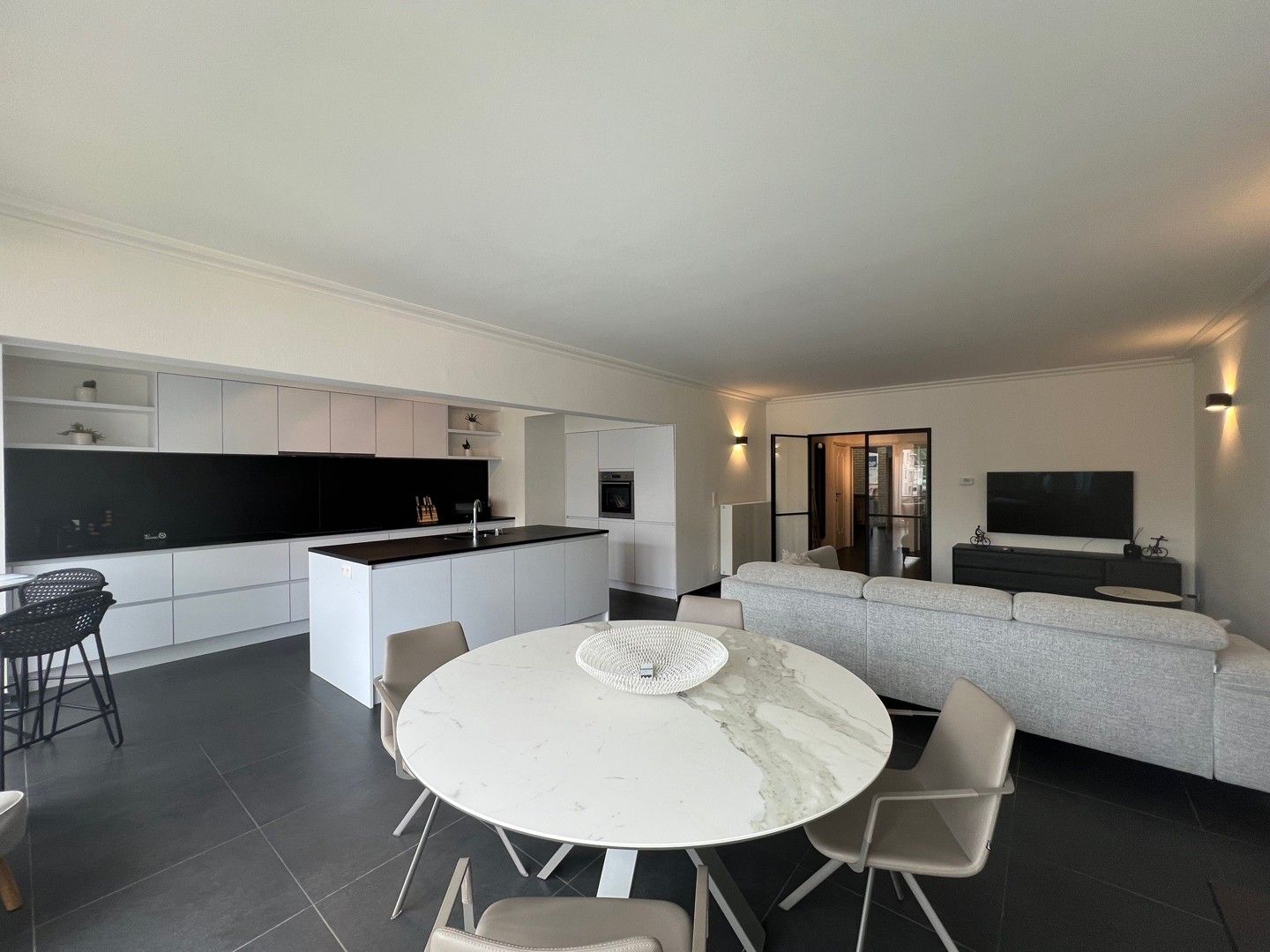 Luxe vakantie-appartement (112 m²) op het Wapenplein foto {{pictureIndex}}