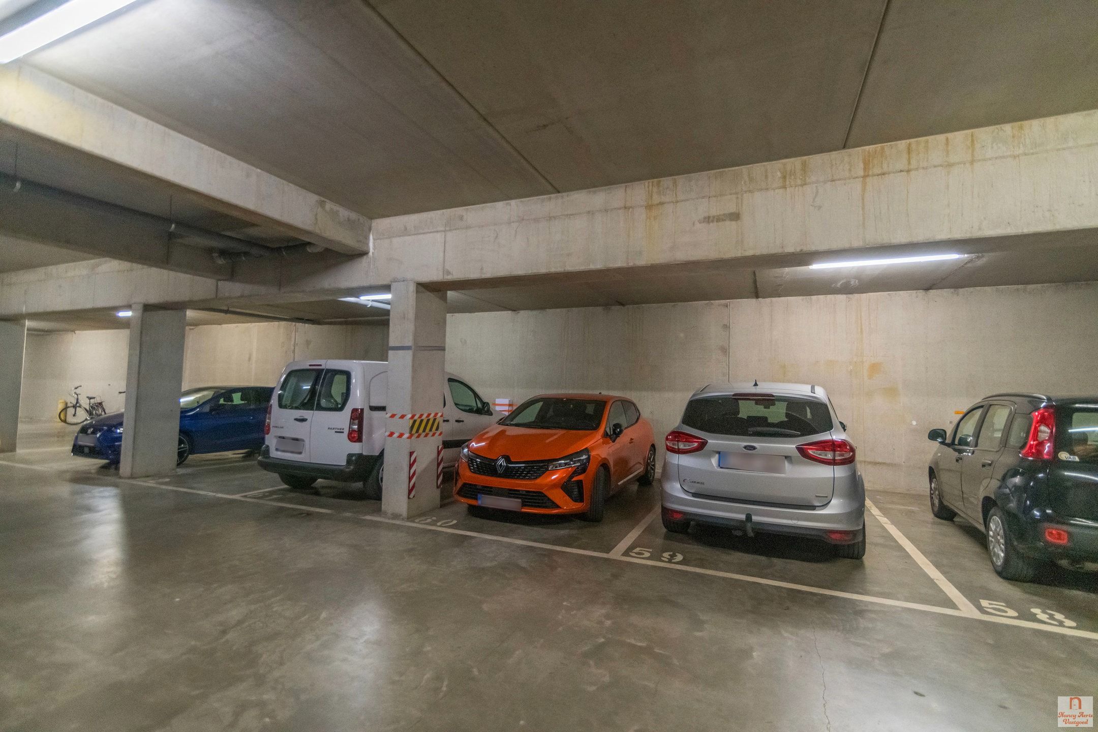 Elegant penthouse met zonneterras in hartje Beringen foto 33