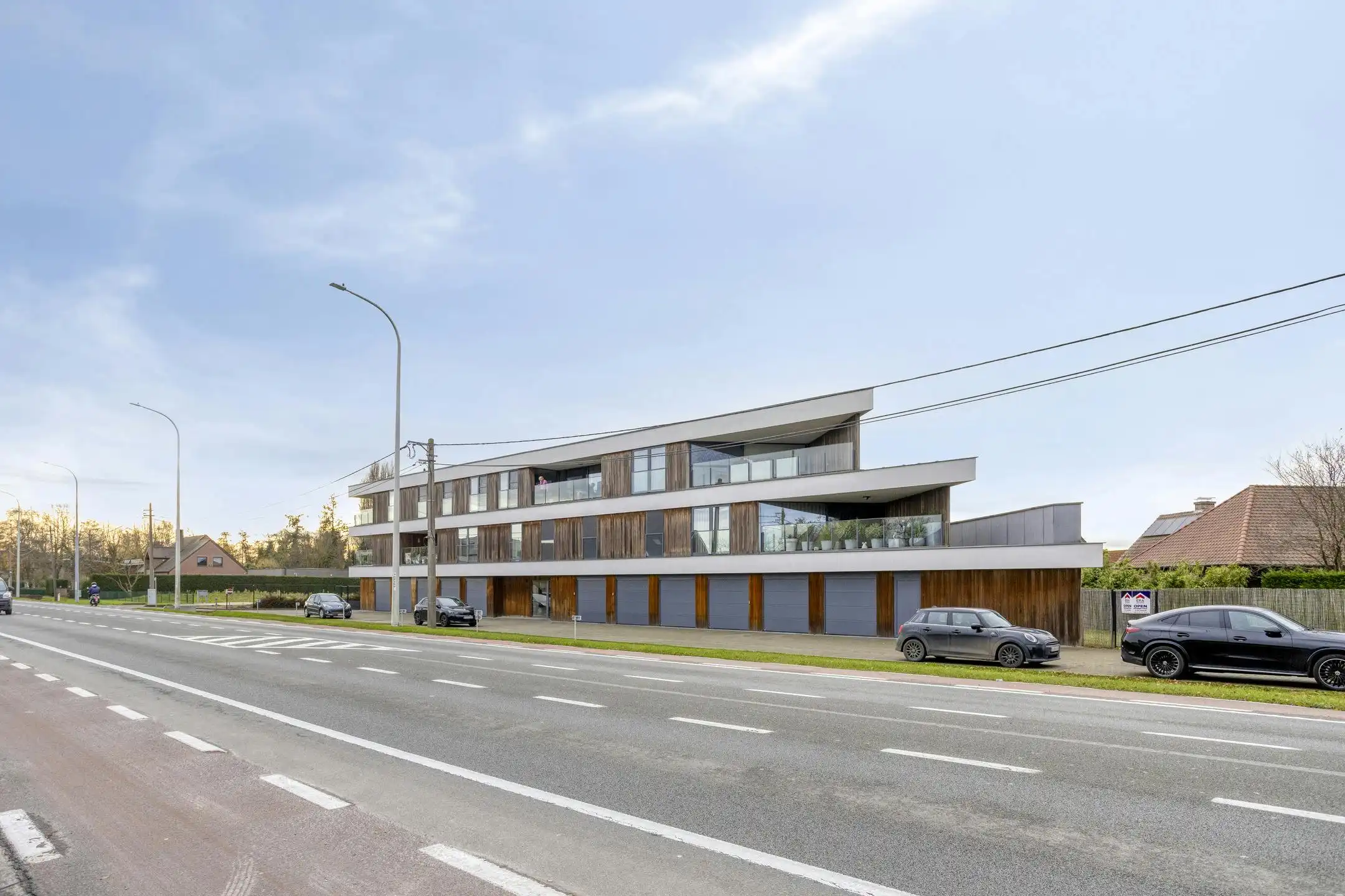 Appartement met 3 slaapkamers, garage en autostaanplaats te koop in Waarschoot foto 35