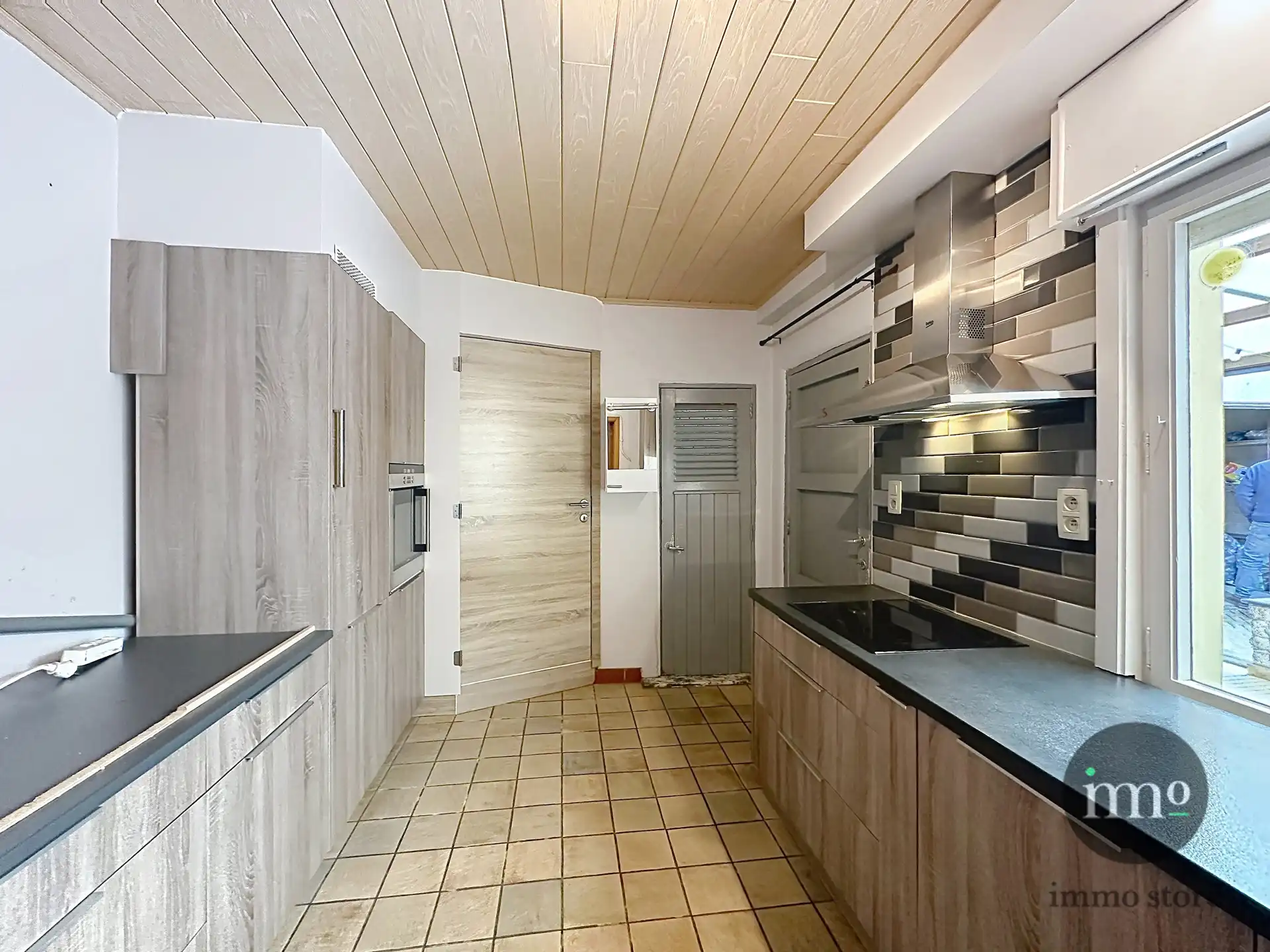 Stevige woning met tuin op rustige ligging in Ternat foto 13