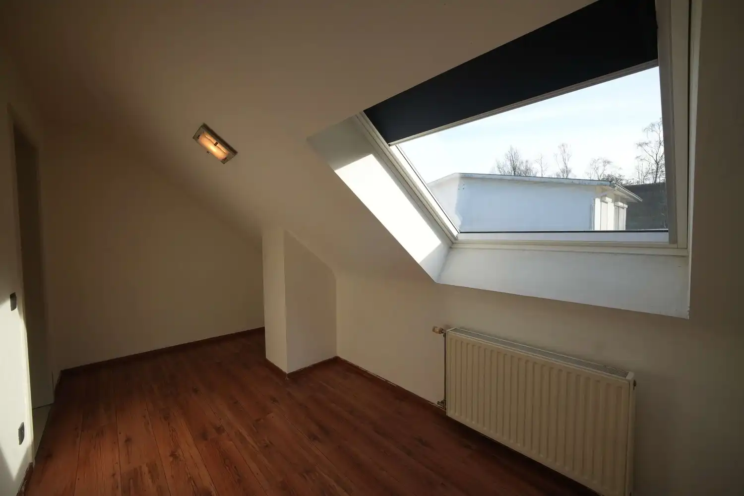 Ruim 3-slaapkamerappartement nabij centrum Genk met optie garage foto 13