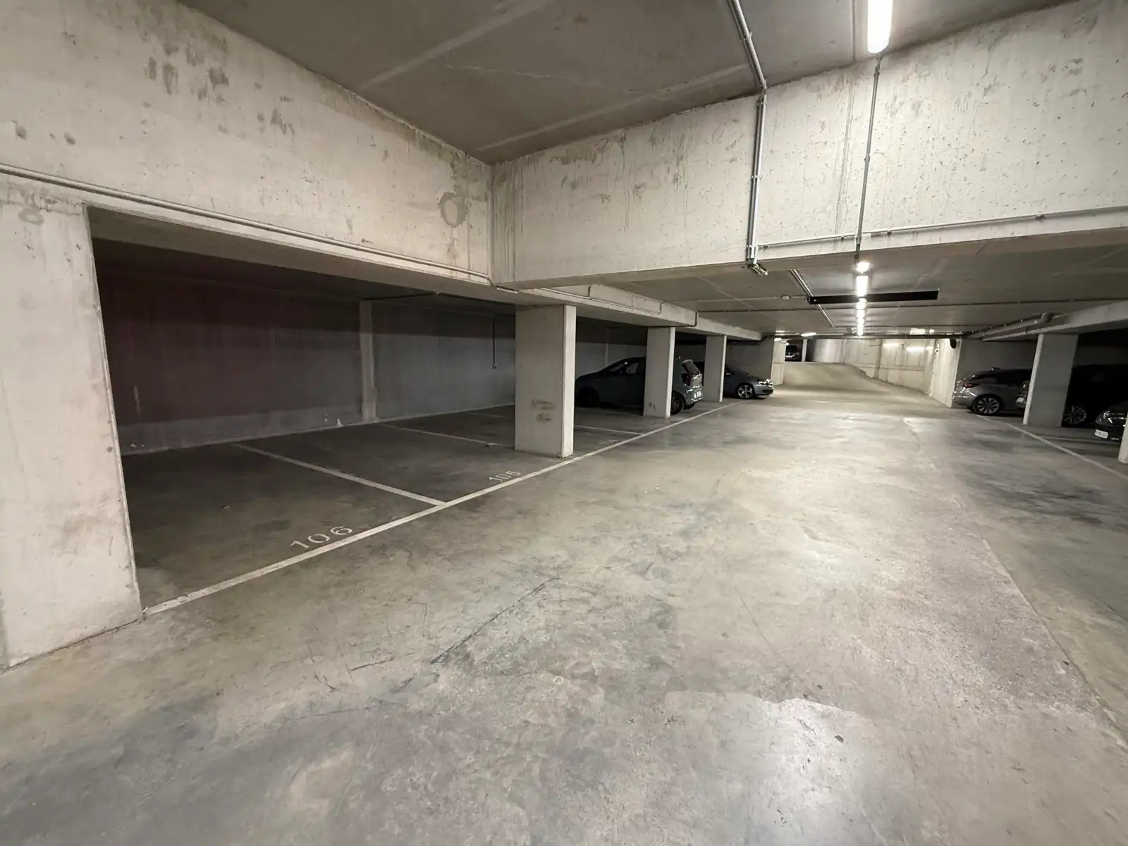 Hoekappartement met tuin, parking en rustige ligging foto 15