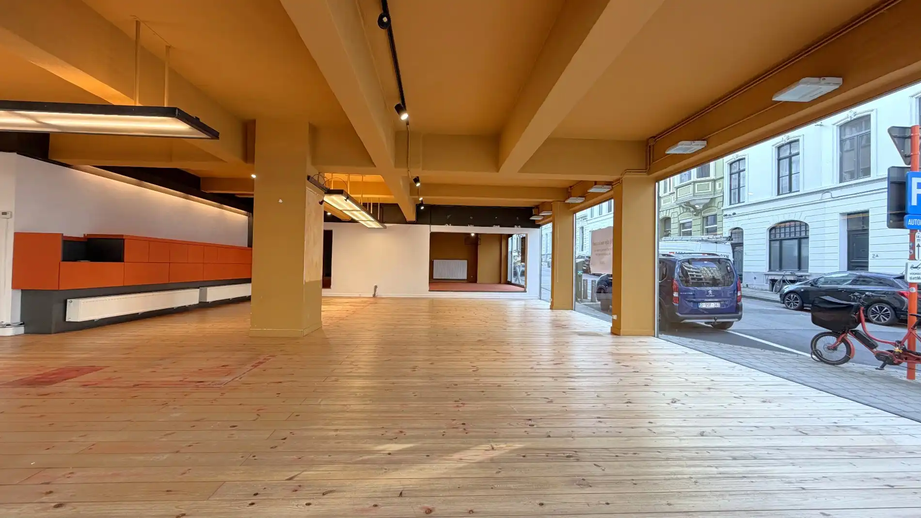 Handelsruimte te koop in Bagattenstraat in Gent-centrum foto 4