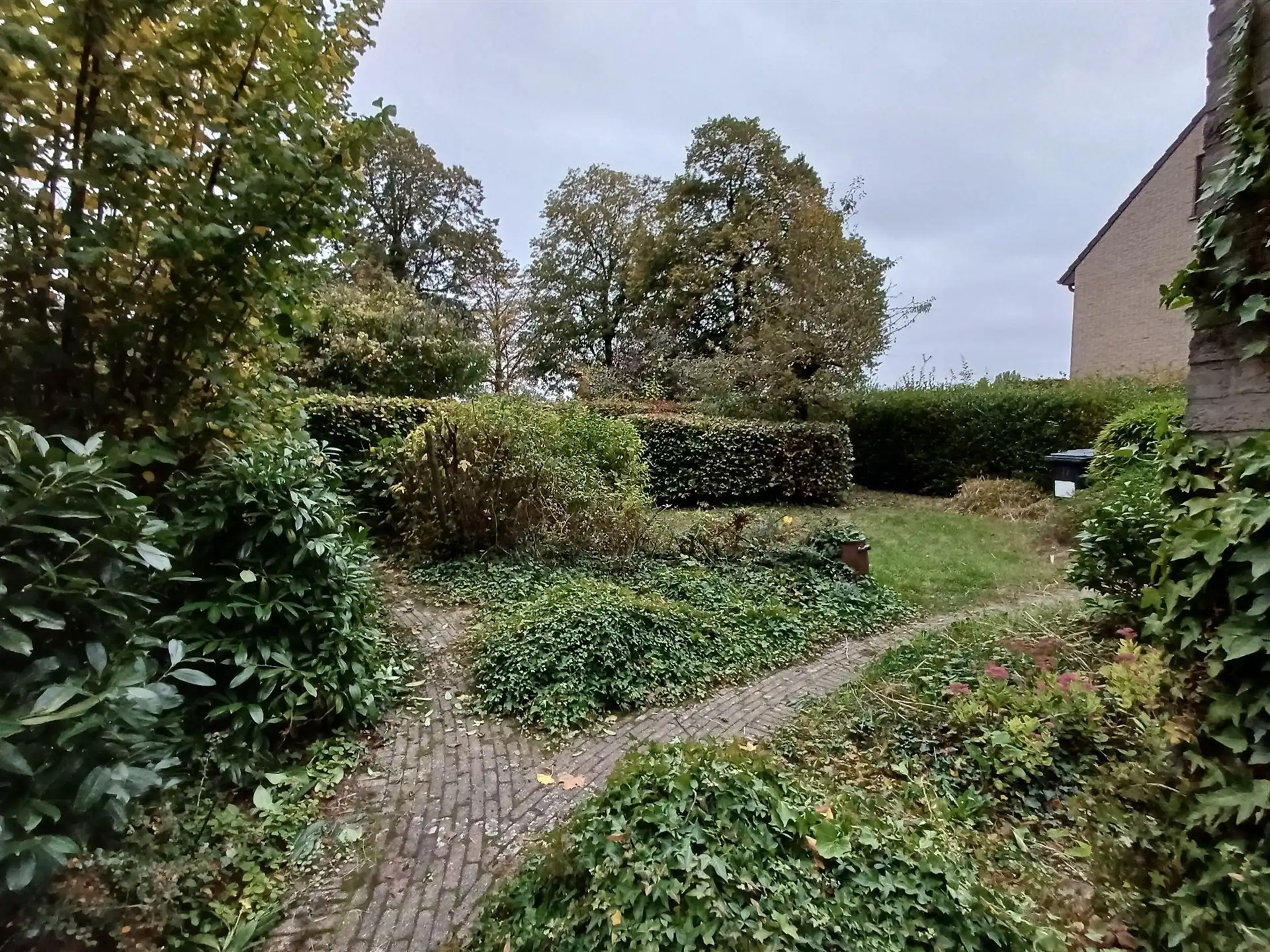 2 slaapkamer appartement met grote tuin foto 20