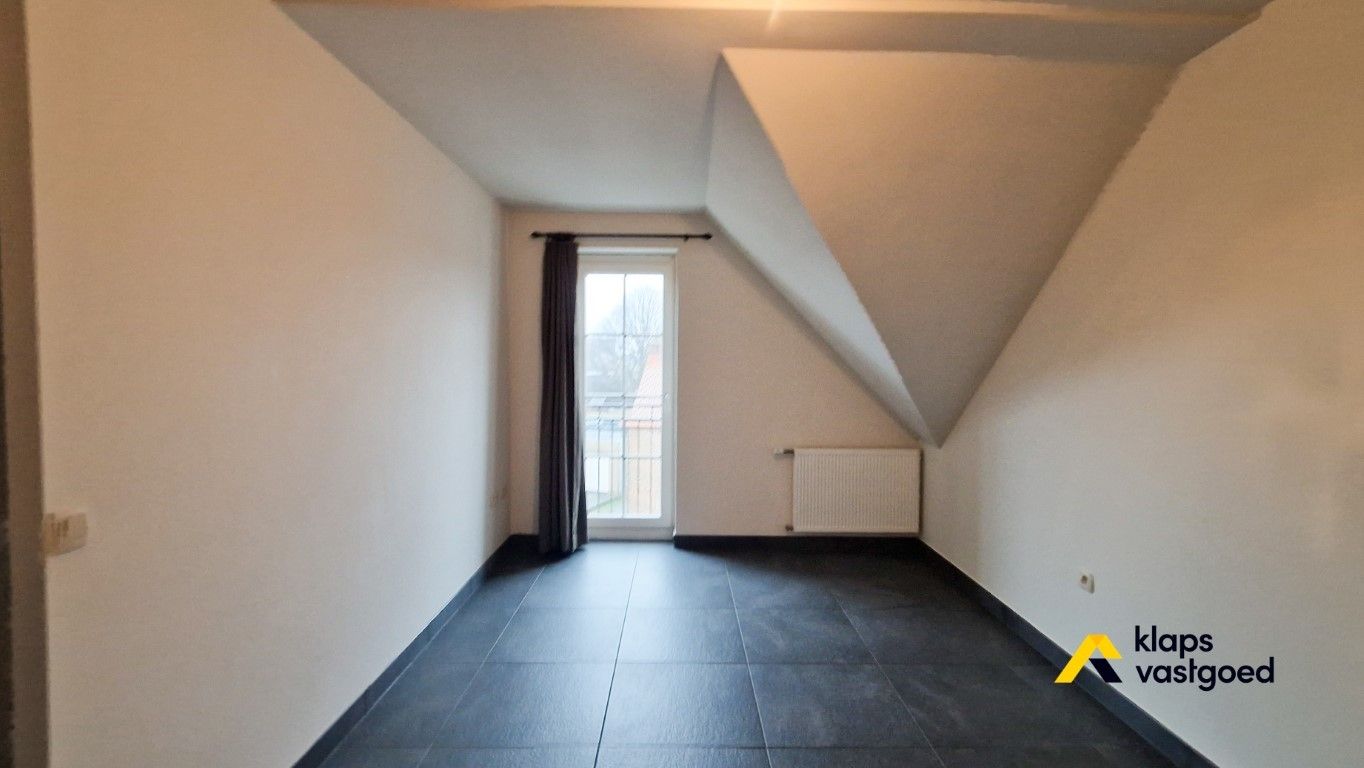 RUIM APPARTEMENT OP TOPLOCATIE MET 2 SK + GARAGE foto 18