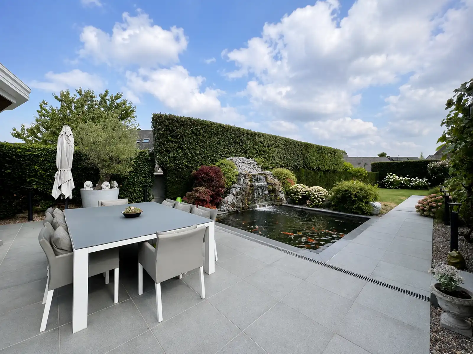 Luxe woning met alle comfort, prachtige leefveranda en tuin. foto 23