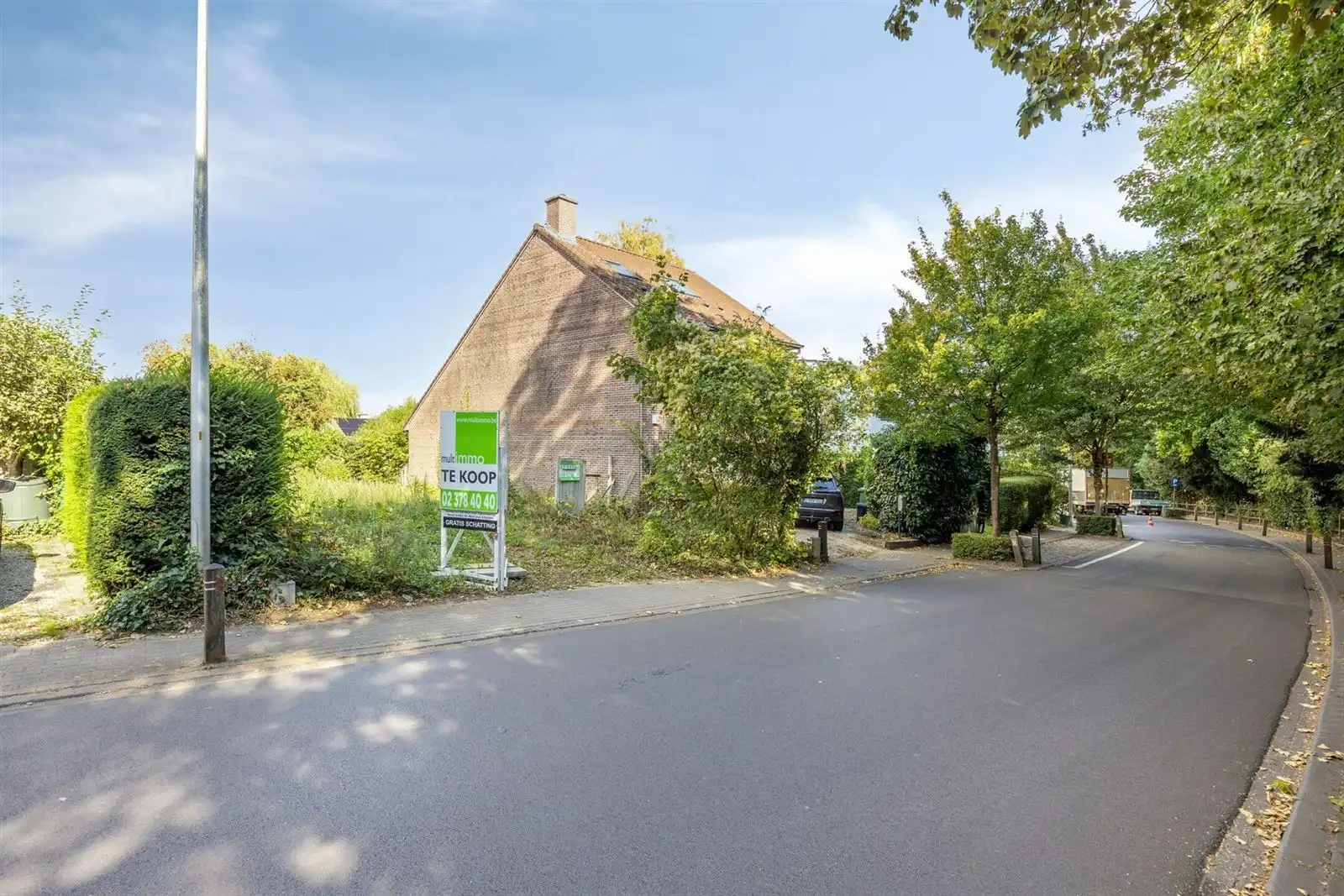 Goed gelegen bouwgrond (4a 40ca) voor een 3-gevelwoning foto 7
