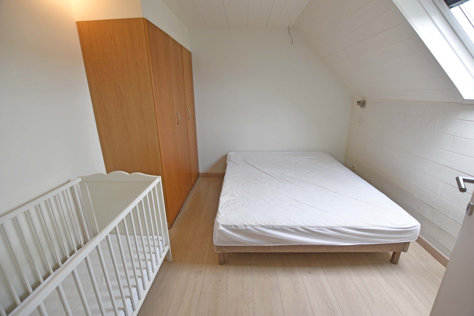 Gemeubelde woning nabij het centrum foto 10