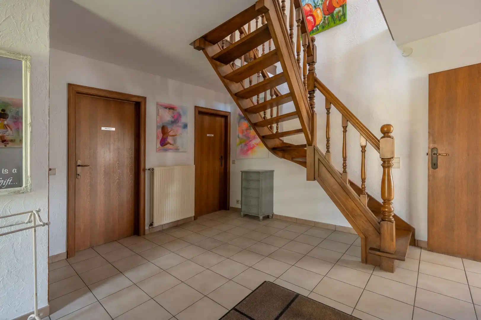 Ruime woning met 5 slaapkamers en toffe tuin! foto 7