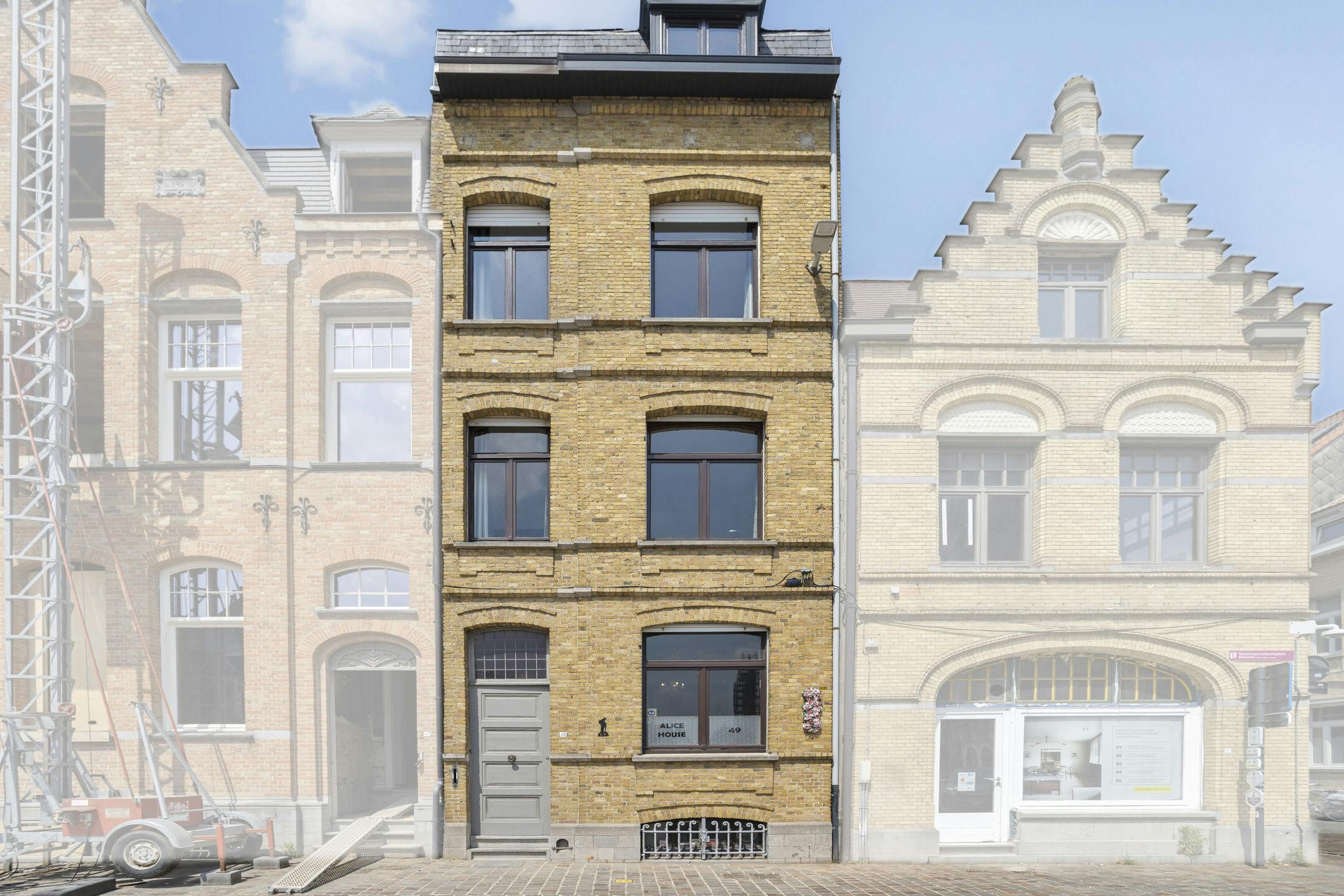 Vakantiewoning te koop in Ieper op het Vandenpeereboomplein foto 2