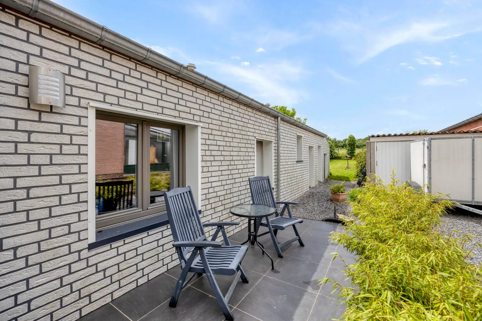 Instapklare woning in doodlopende straat te Vertrijk foto 21