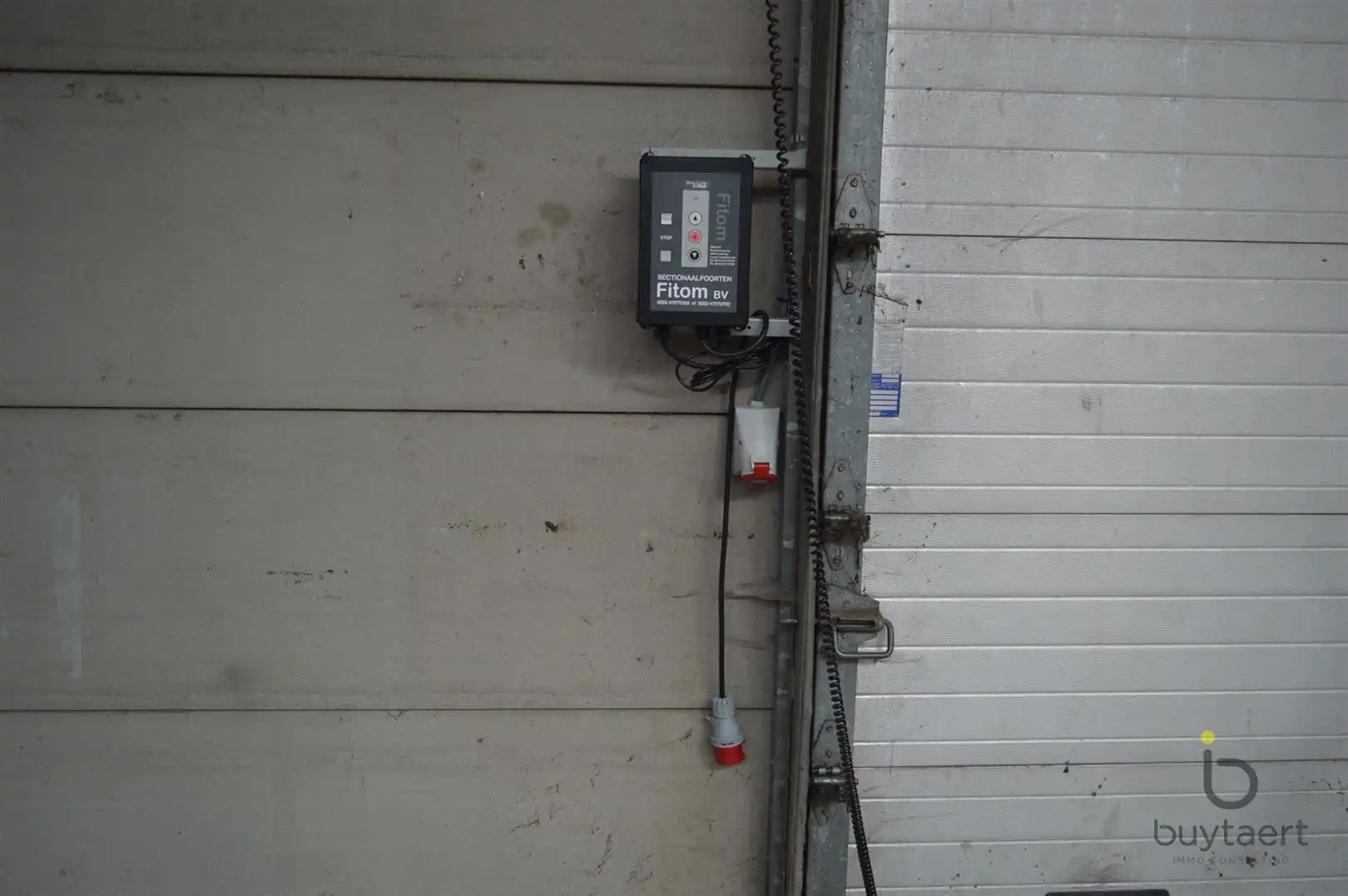 Ruime loods met drijfkracht op beton te Kalmthout foto 5