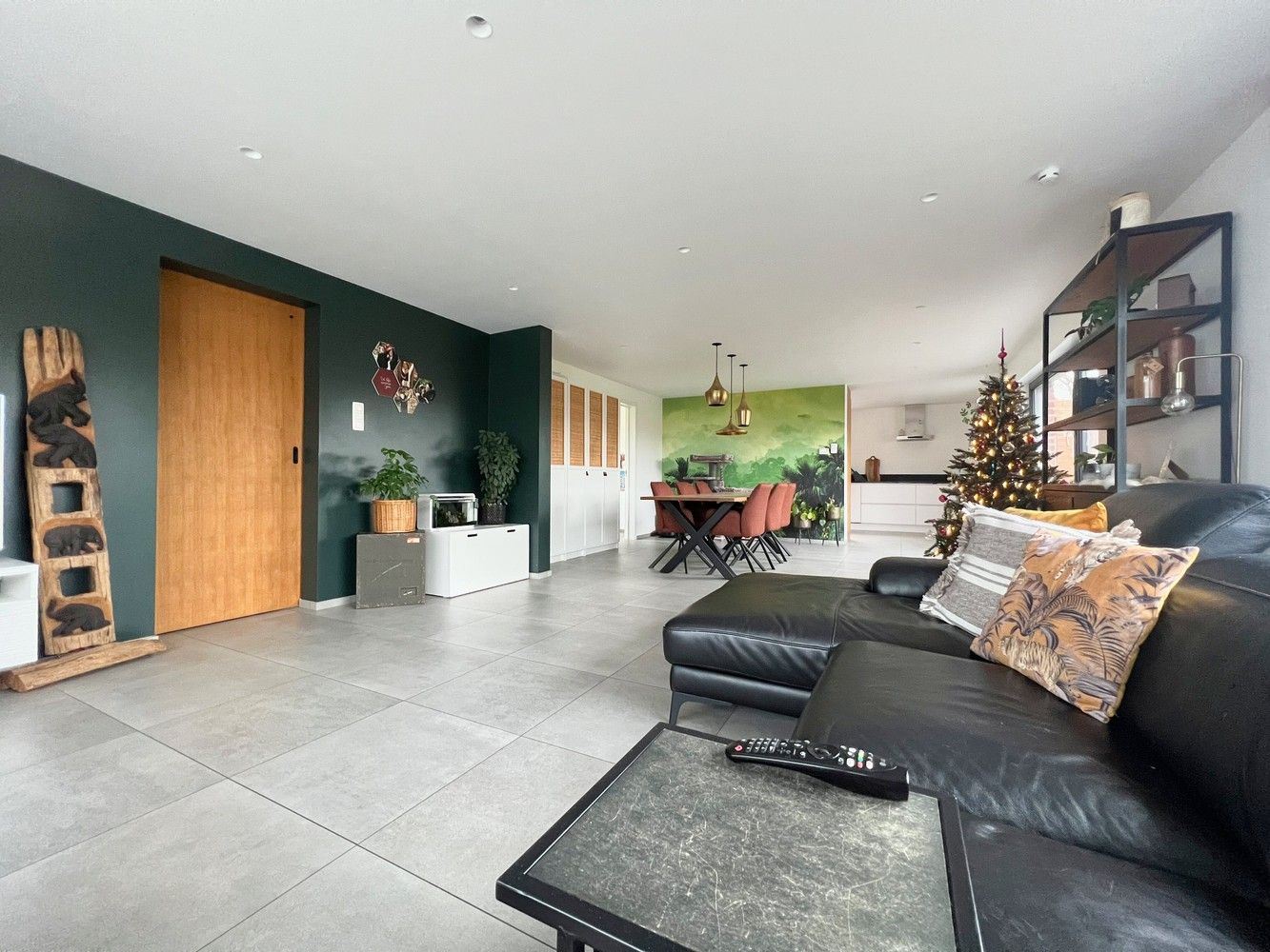 Stijlvolle, unieke woning met landelijke verzichten! foto 2