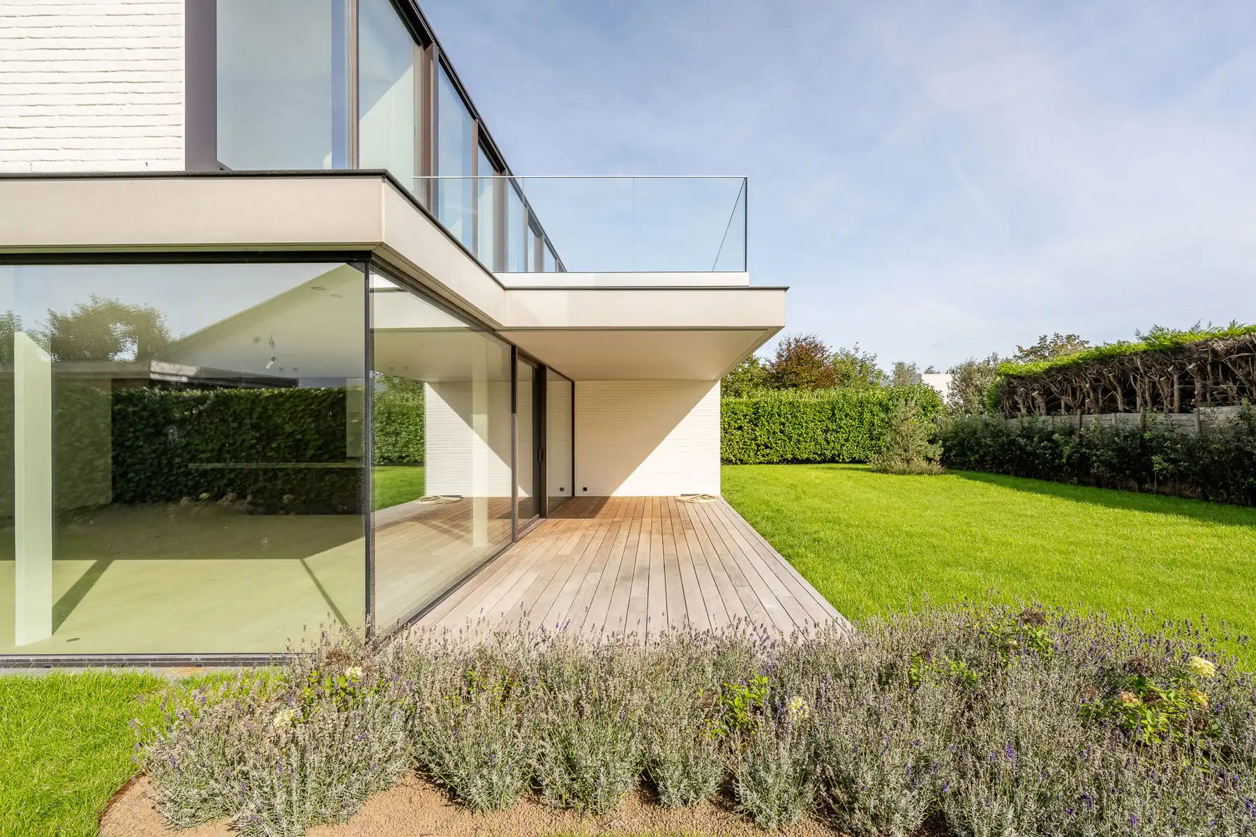 Ongemeubelde nieuwbouwvilla van Govaert & Vanhoutte in Knokke-Heist foto 29