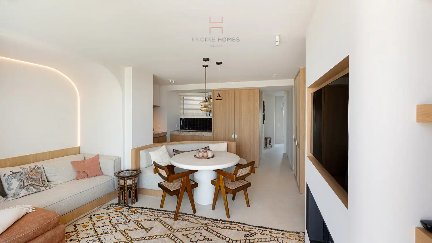 Luxueus vernieuwde penthouse op de zeedijk in Duinbergen foto 8