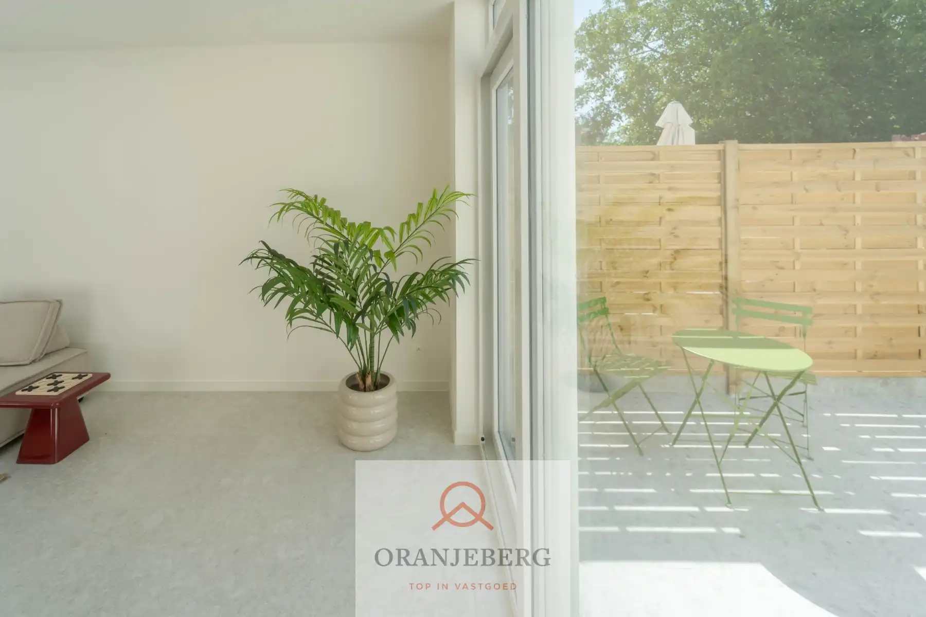 Lichtrijke gerenoveerde woning foto 14