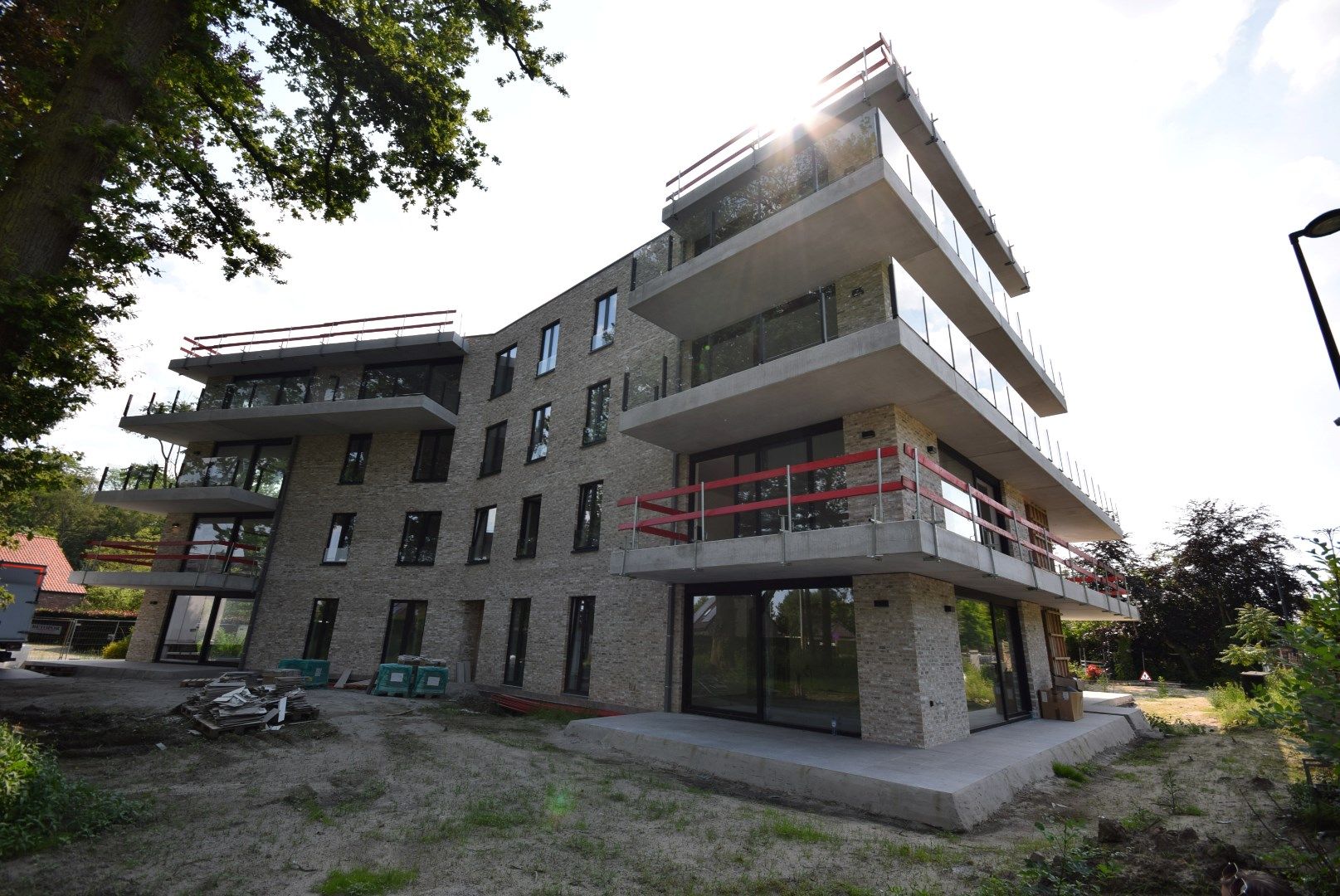 Nieuwbouw appartement met drie slaapkamers in Oostakker foto 1