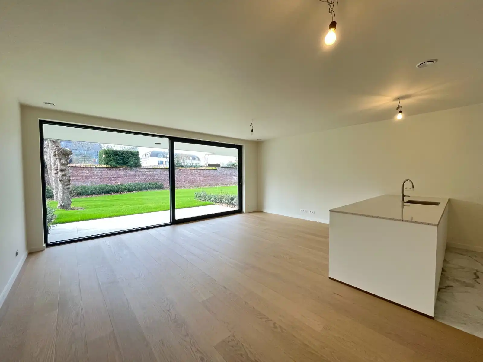 Residentiële villa-appartementen in centrum Waregem foto {{pictureIndex}}