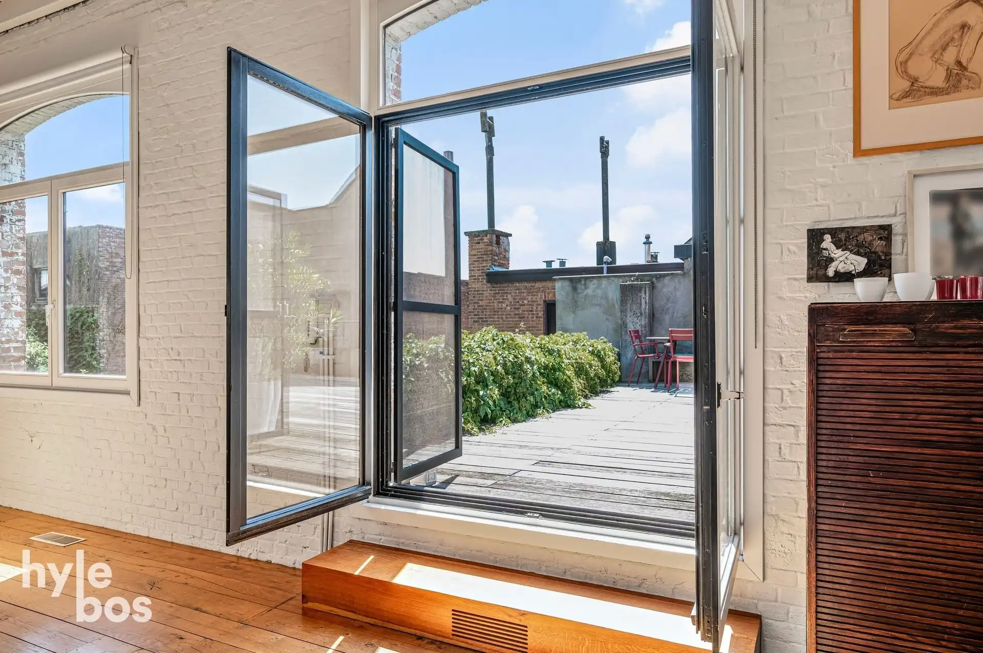 Uniek open woonconcept met mooie tuin foto 20