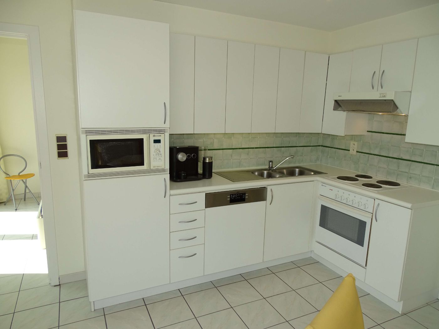 Residentie Delphine - ruim twee slaapkamer appartement nabij zee - Koksijde-Bad foto 12