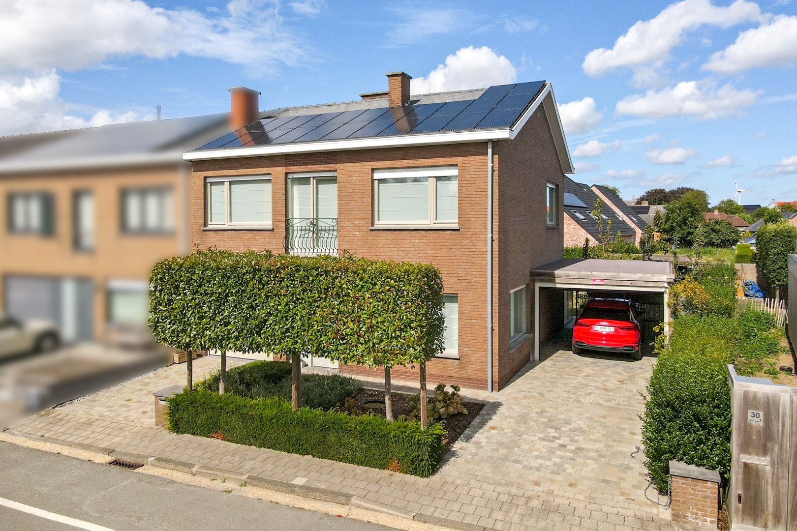 Hoofdfoto van de publicatie: Ruime gezinswoning met 4 slaapkamers, tuin en garage