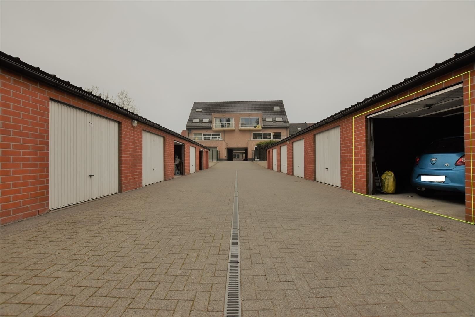 Ruim duplex appartement gelegen te Appels foto 14