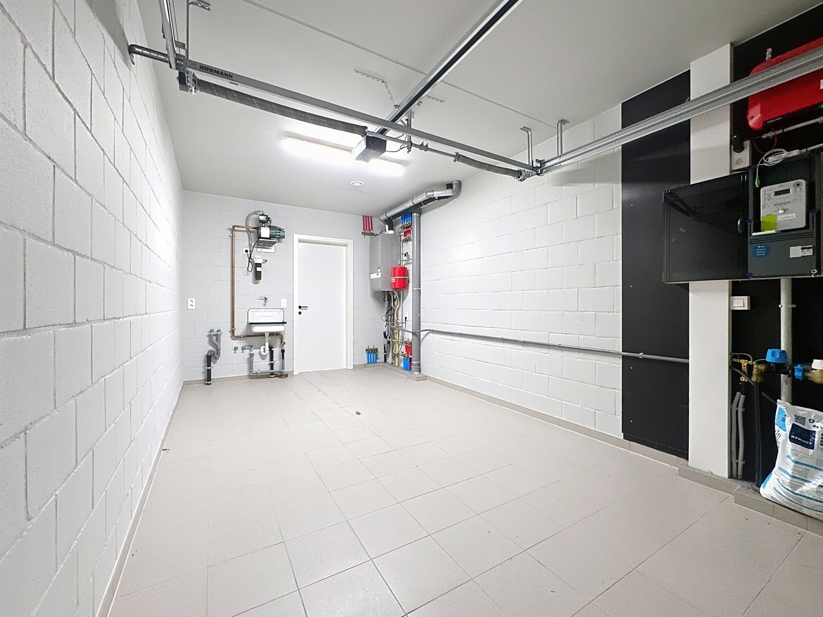 Luxueus afgewerkte driegevel-villa met 5 slaapkamers foto 26