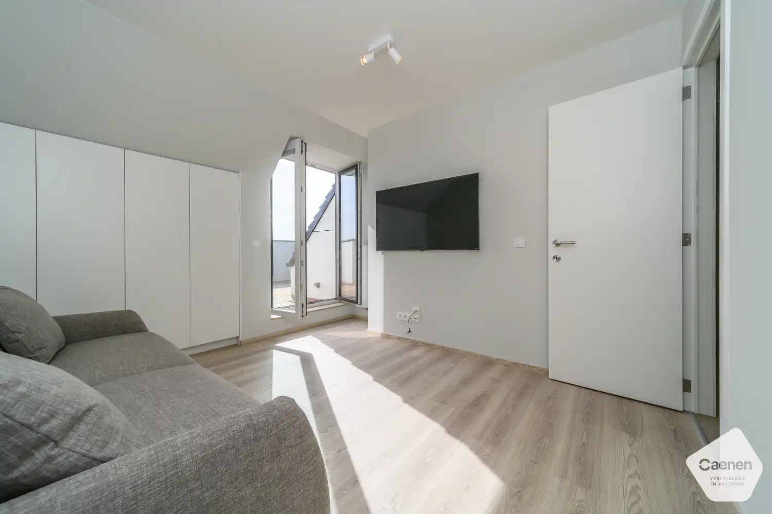 Prachtige gemeubelde penthouse-duplex met 4 slaapkamers en 3 terrassen in hartje Koksijde foto 19