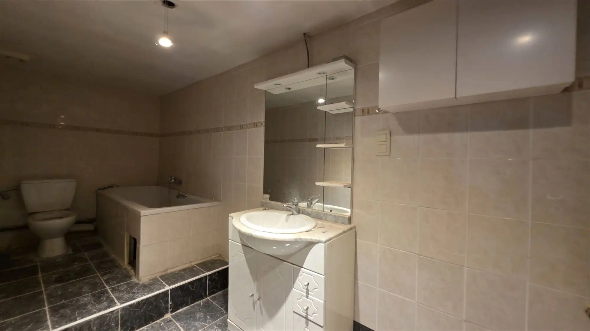 GLK appartement met koer foto 18