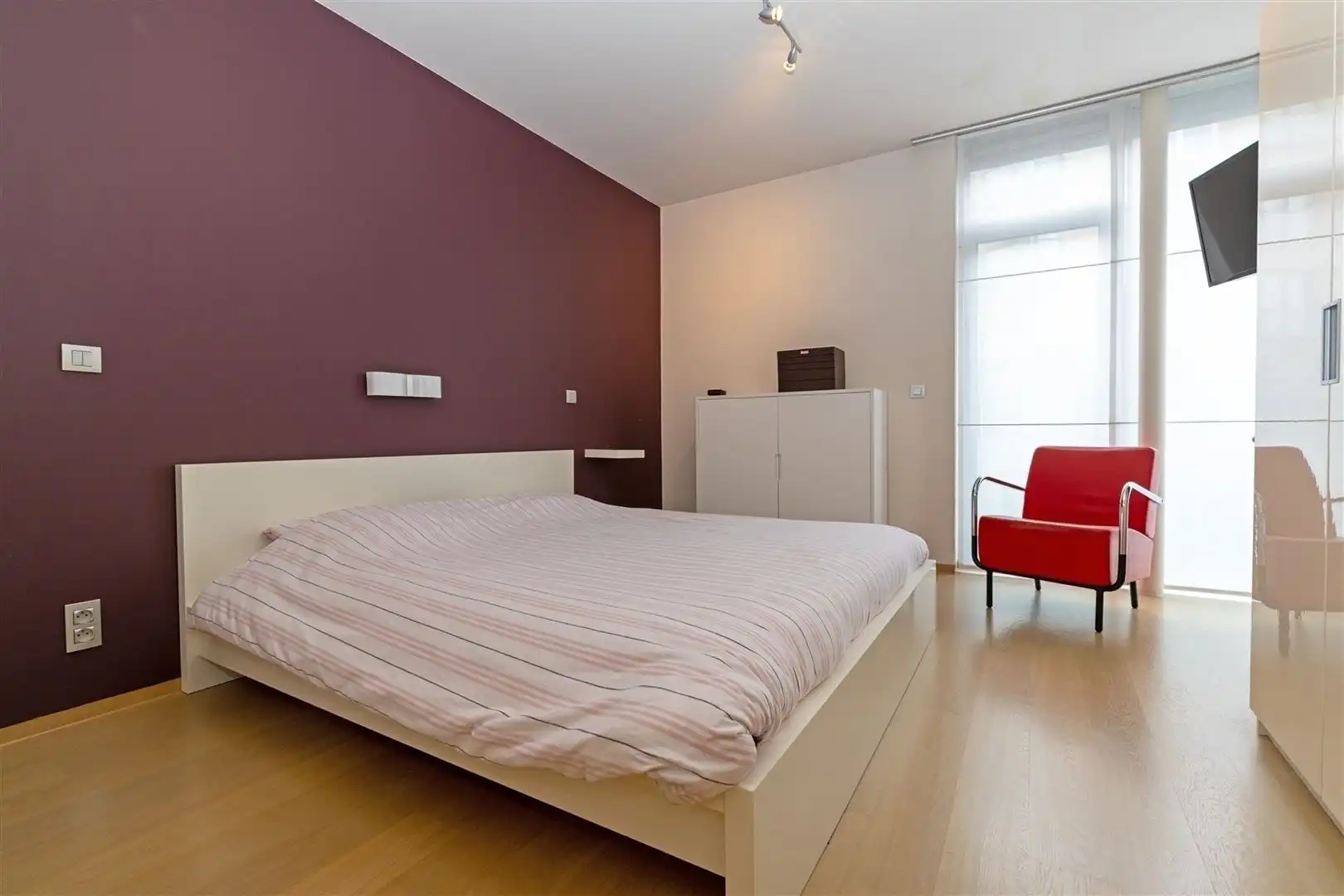 Kwalitatief appartement in hartje Hasselt foto 10